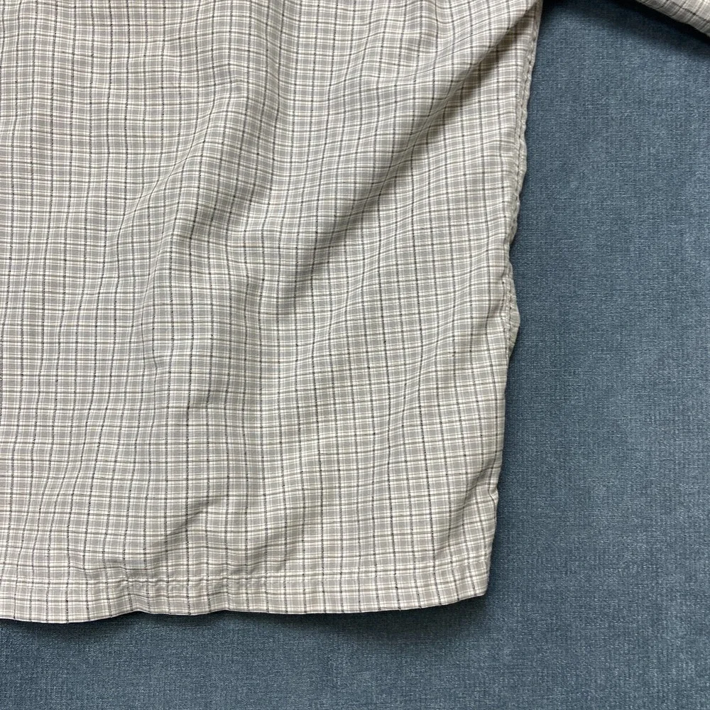 The North Face Shirt Mens Large Gray Check Mesh Lined Travel Outdoor Button Up